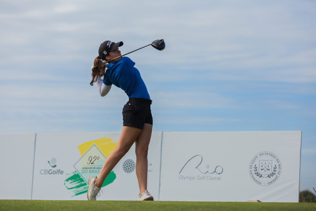 Andrey Xavier e Valentina Bosselmann lideram o Amador de Golfe do Brasil